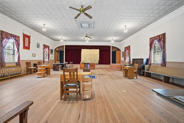 $199,900 | 1192 Ohio Street, Bangor, ME 04401