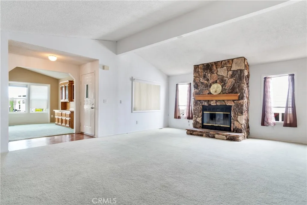 5001 Florida, Unit 724 Hemet, CA 92545 - Photo 3 of 25