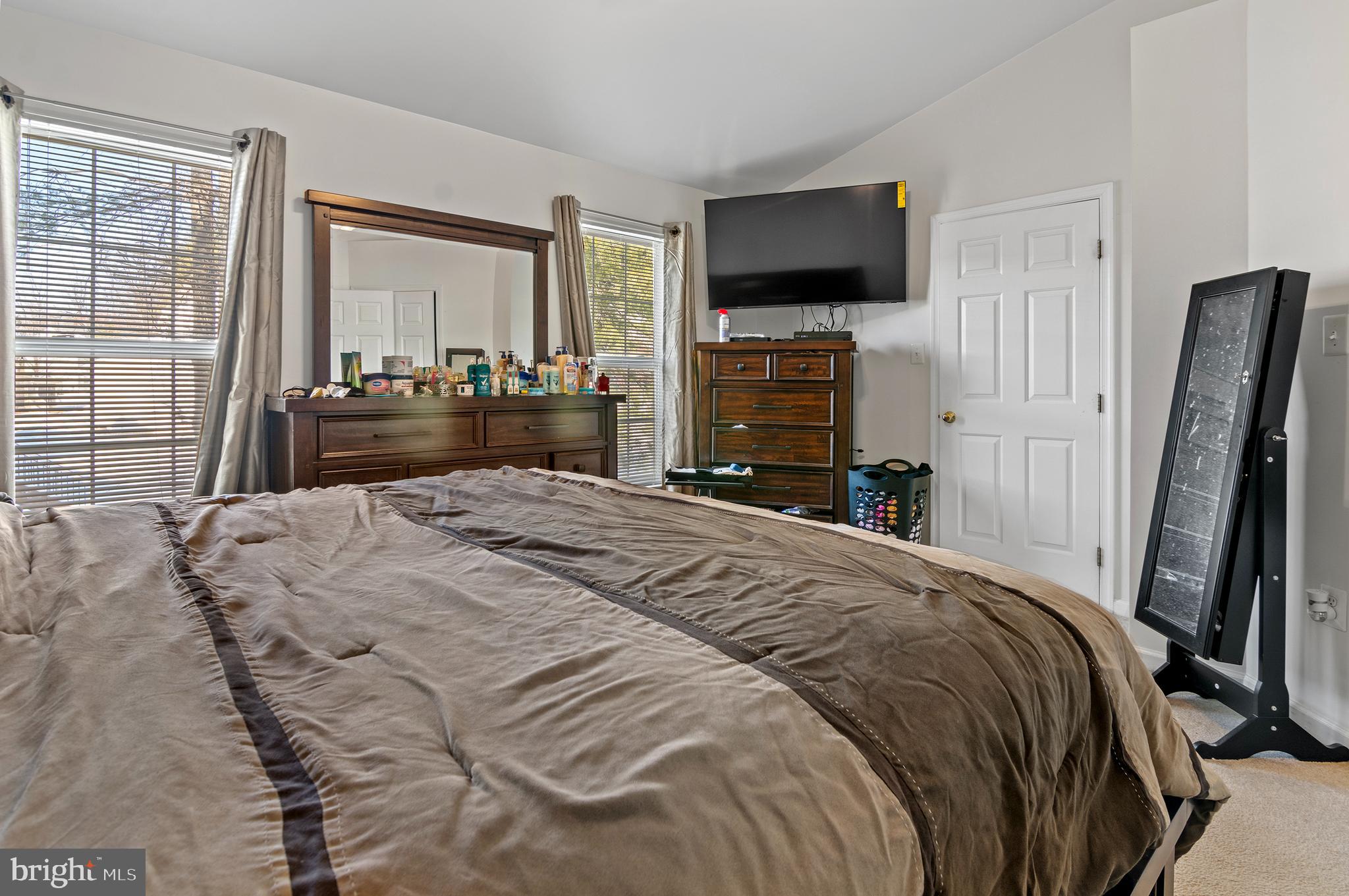 7106 Firebrush Court Clinton, MD 20735 - Photo 14 of 28 Upper Level Primary Bedroom