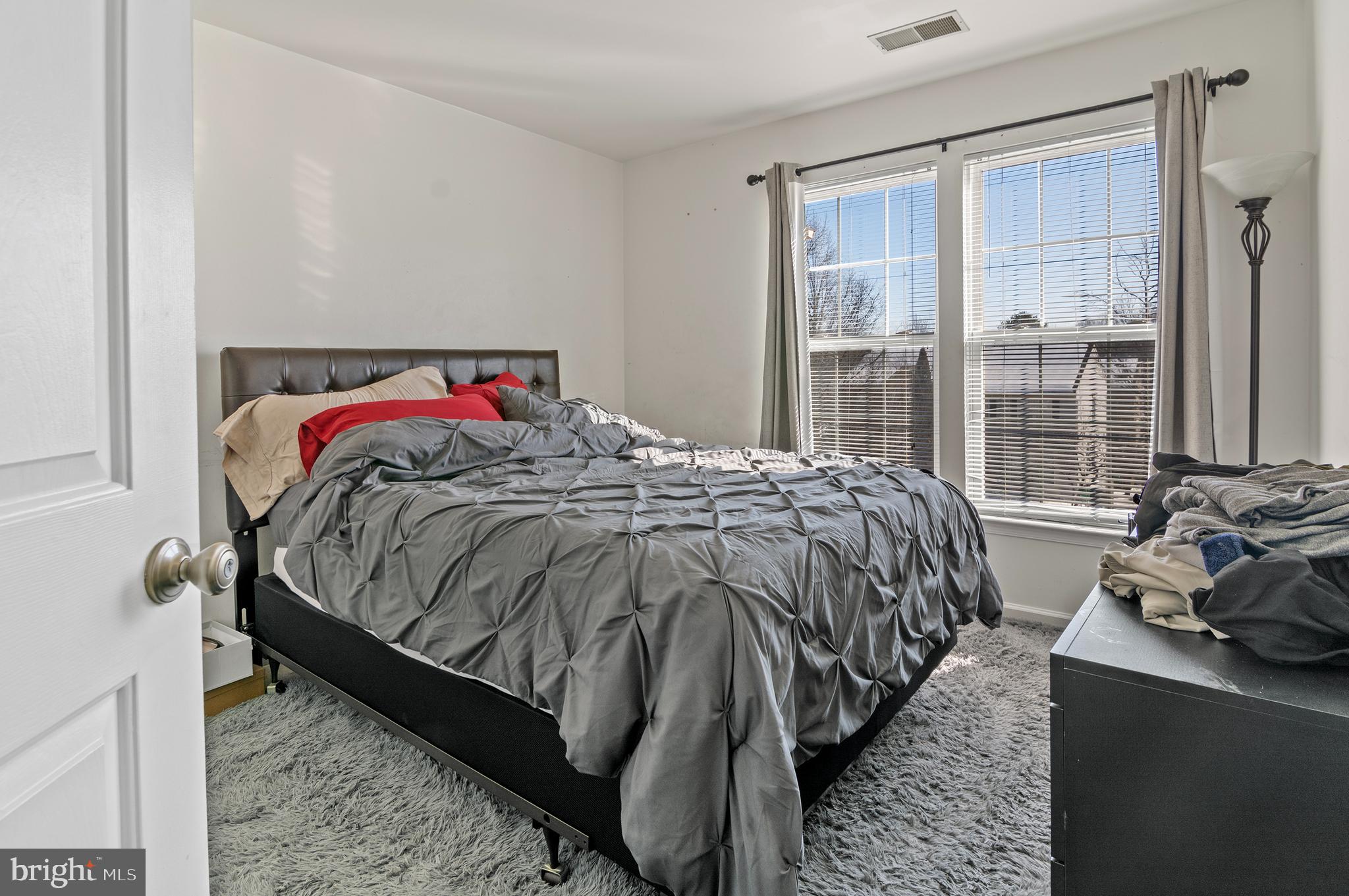 7106 Firebrush Court Clinton, MD 20735 - Photo 19 of 28 Upper Level Bedroom 2