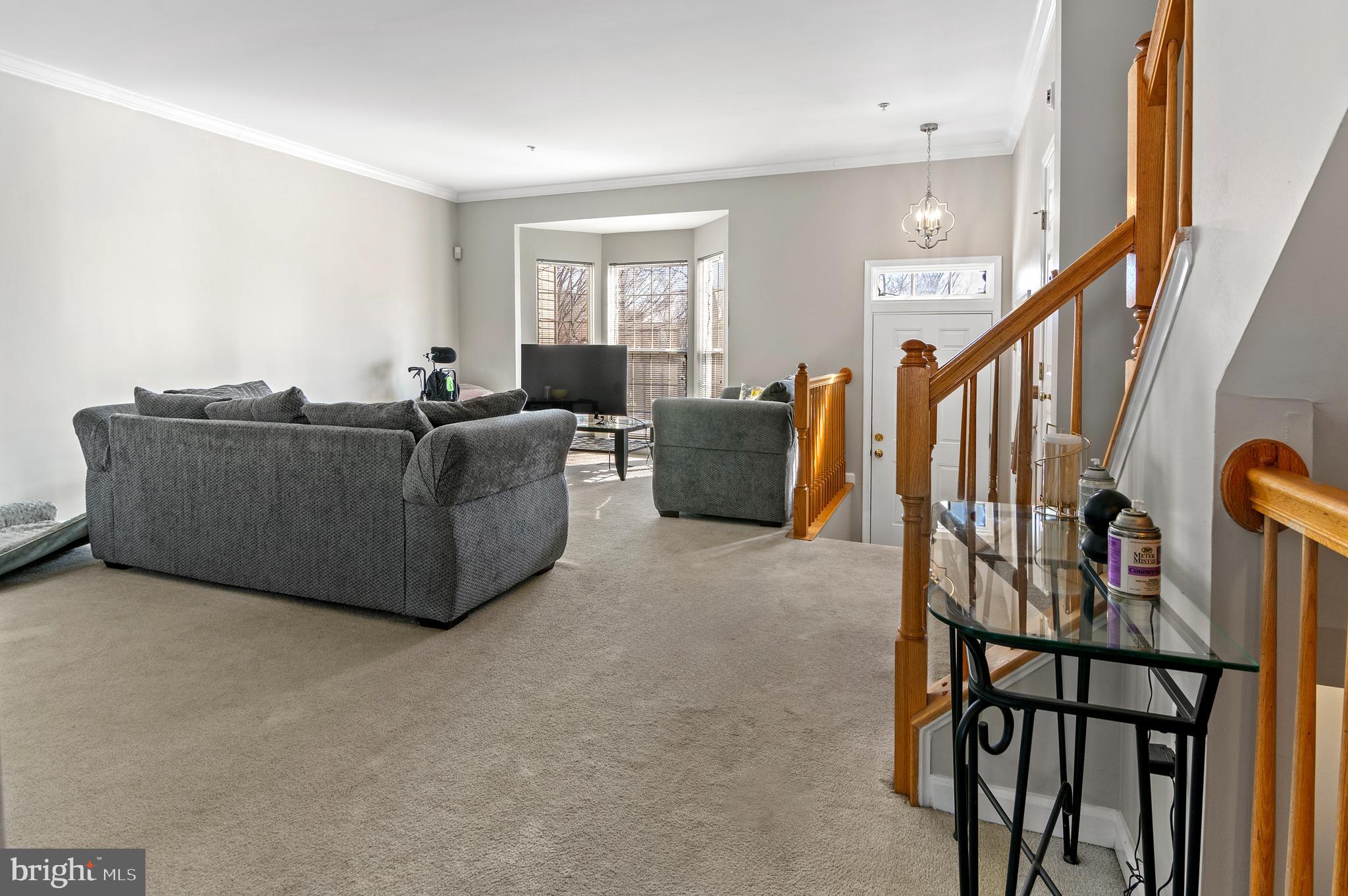 7106 Firebrush Court Clinton, MD 20735 - Photo 2 of 28 Family/Living Room