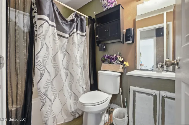 $780,000 | 3321 53rd Avenue, Gulfport, MS 39501