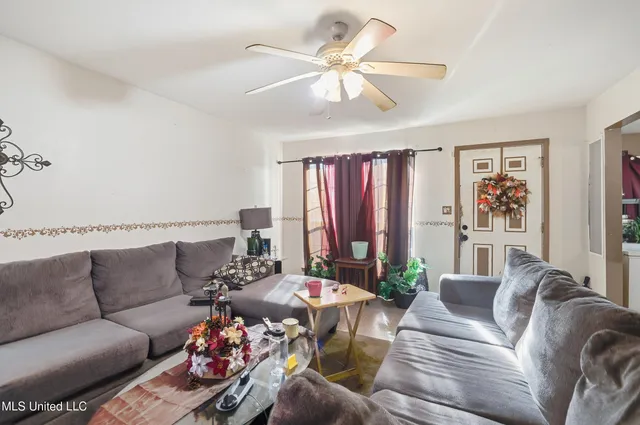 $780,000 | 3321 53rd Avenue, Gulfport, MS 39501