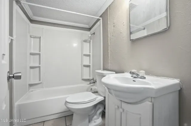 $780,000 | 3321 53rd Avenue, Gulfport, MS 39501