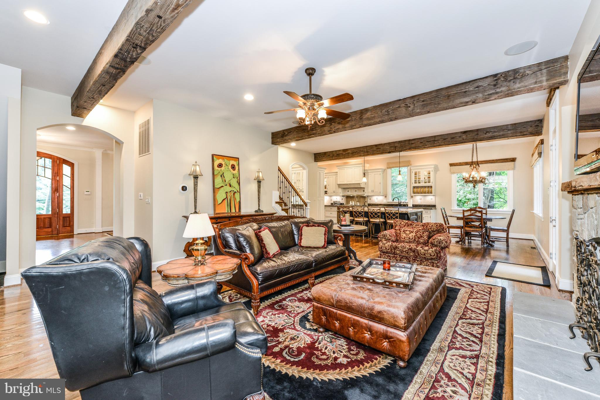 306 Ayito Road Southeast Vienna, VA 22180 - Photo 24 of 82 Space to watch the game