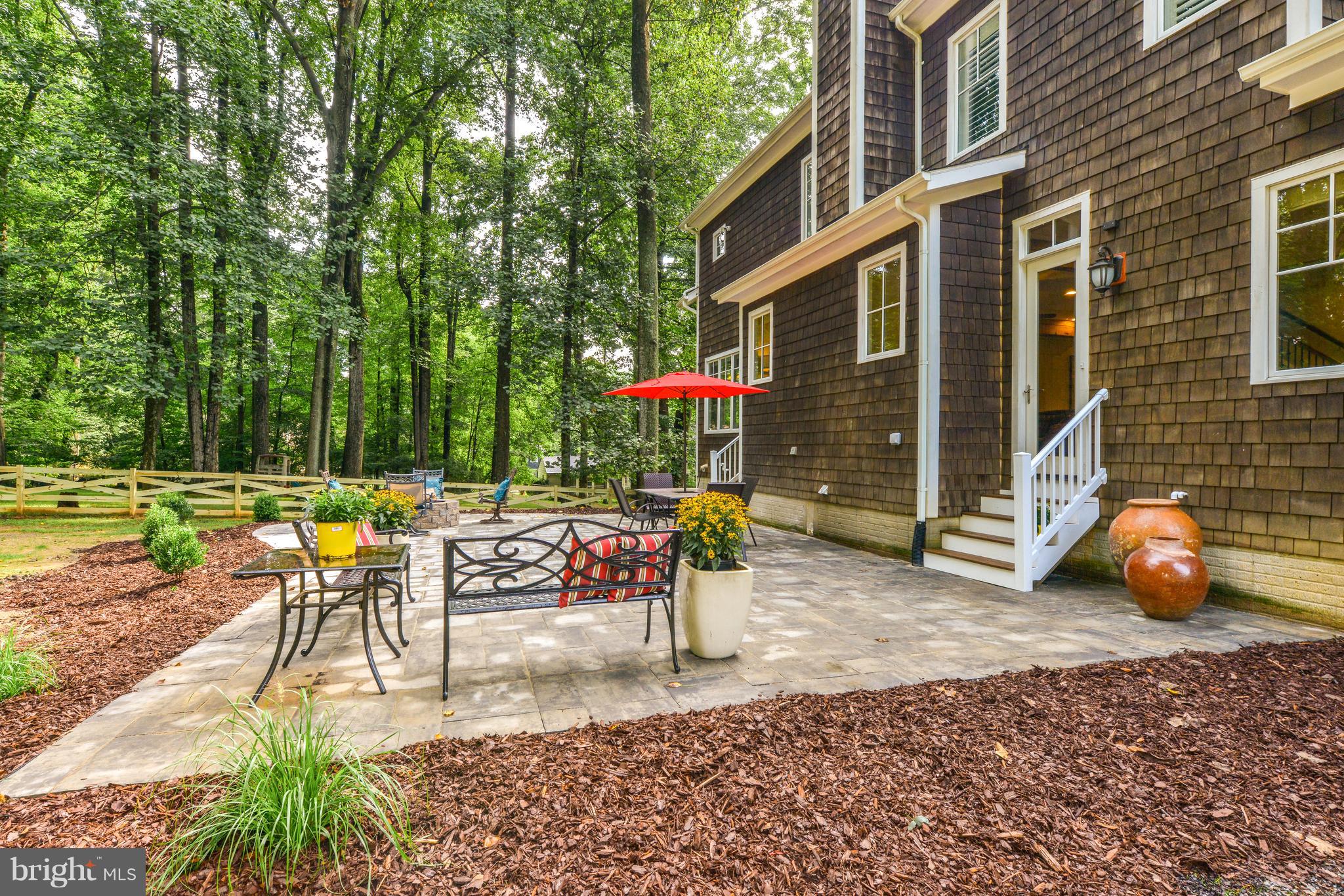 306 Ayito Road Southeast Vienna, VA 22180 - Photo 70 of 82 Let's grill