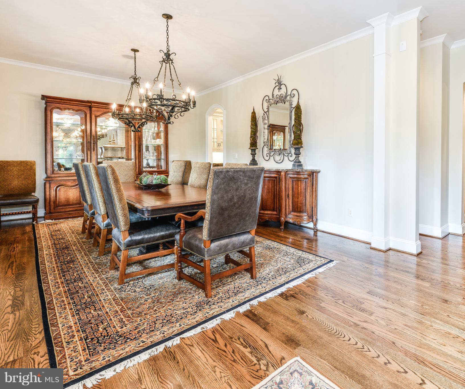 306 Ayito Road Southeast Vienna, VA 22180 - Photo 9 of 82 Room for all