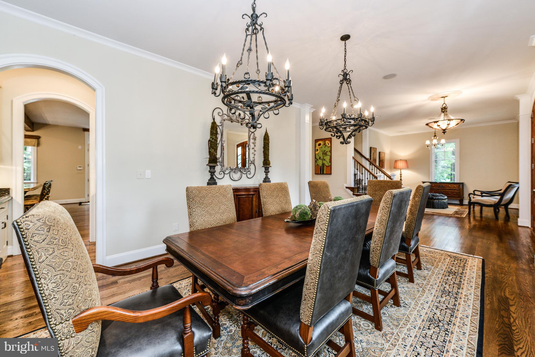 306 Ayito Road Southeast Vienna, VA 22180 - Photo 10 of 82 Stunning space