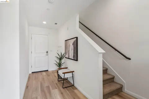 $995,000 | 24157 Amaranth Loop, Hayward, CA 94541