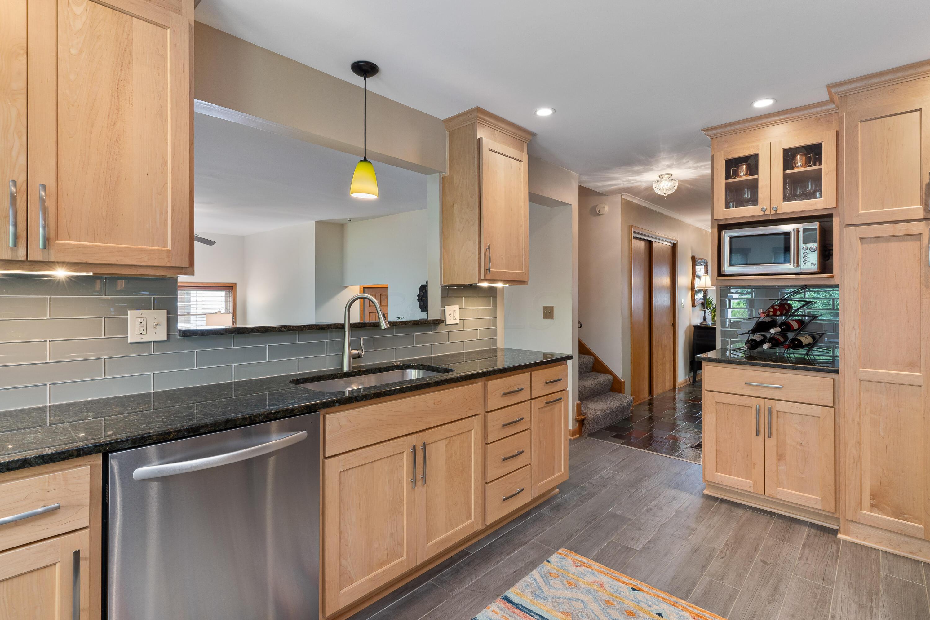 2583 Welsford Road Columbus, OH 43221 - Photo 16 of 42 2583 Welsford Rd_17