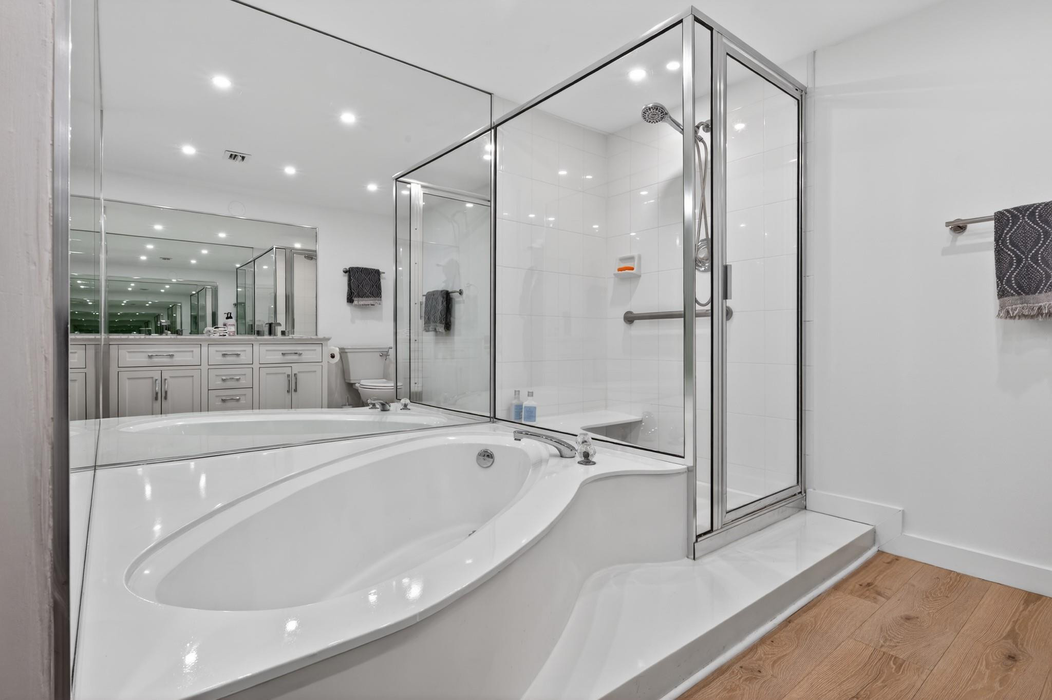 4200 North Ocean Drive, Unit 11106 Riviera Beach, FL 33404 - Photo 16 of 28 Photo 16