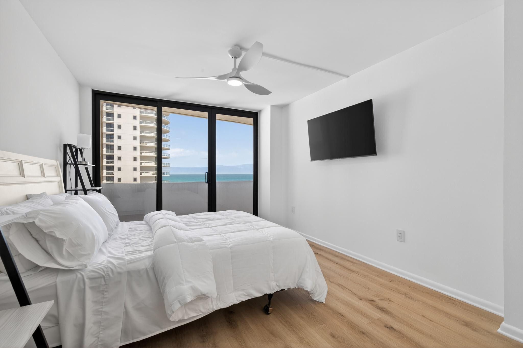 4200 North Ocean Drive, Unit 11106 Riviera Beach, FL 33404 - Photo 18 of 28 Photo 18