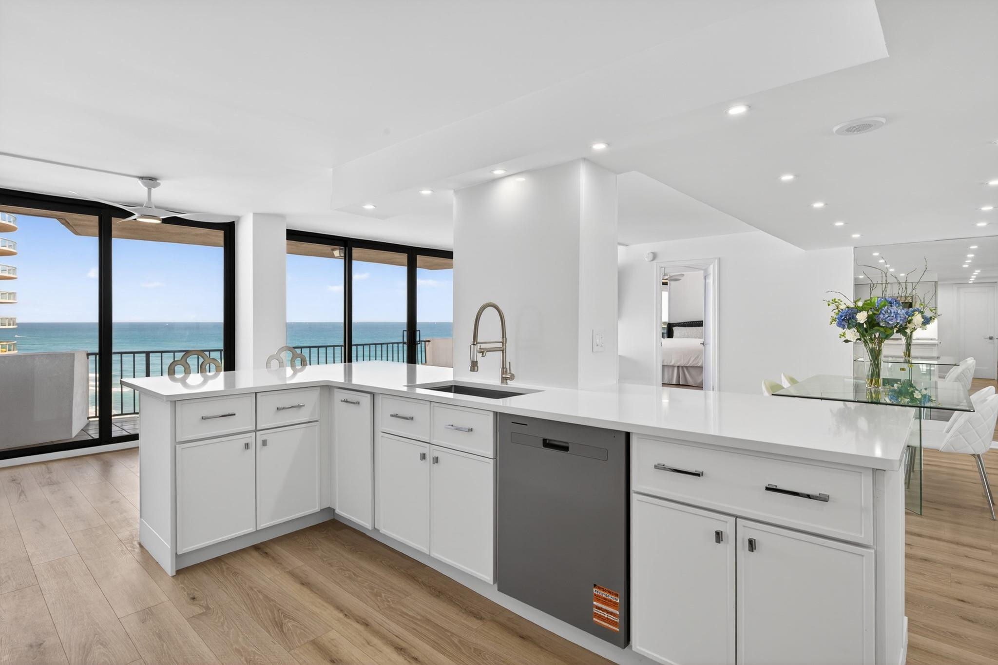 4200 North Ocean Drive, Unit 11106 Riviera Beach, FL 33404 - Photo 3 of 28 Photo 3