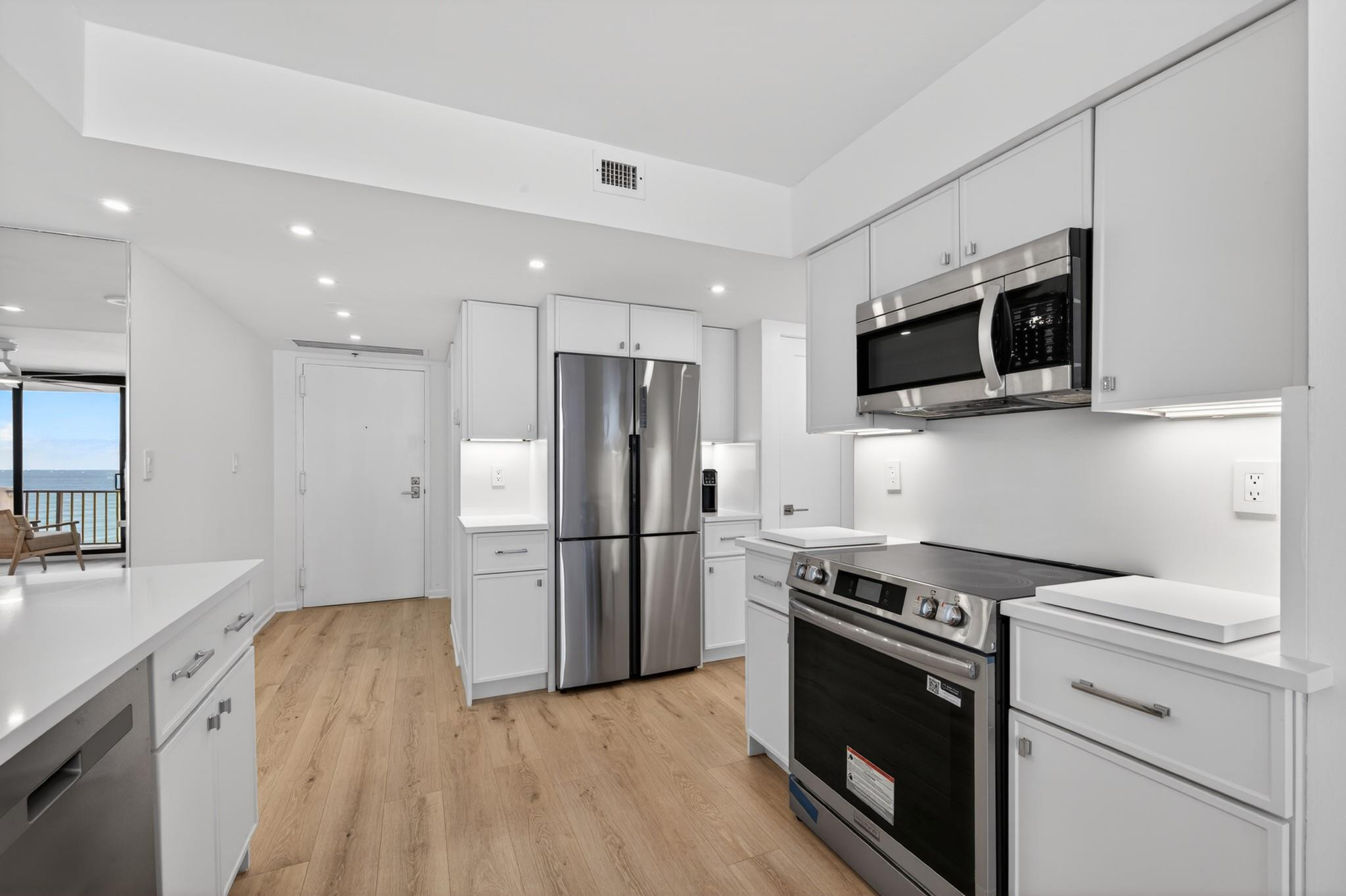 4200 North Ocean Drive, Unit 11106 Riviera Beach, FL 33404 - Photo 7 of 28 Photo 7