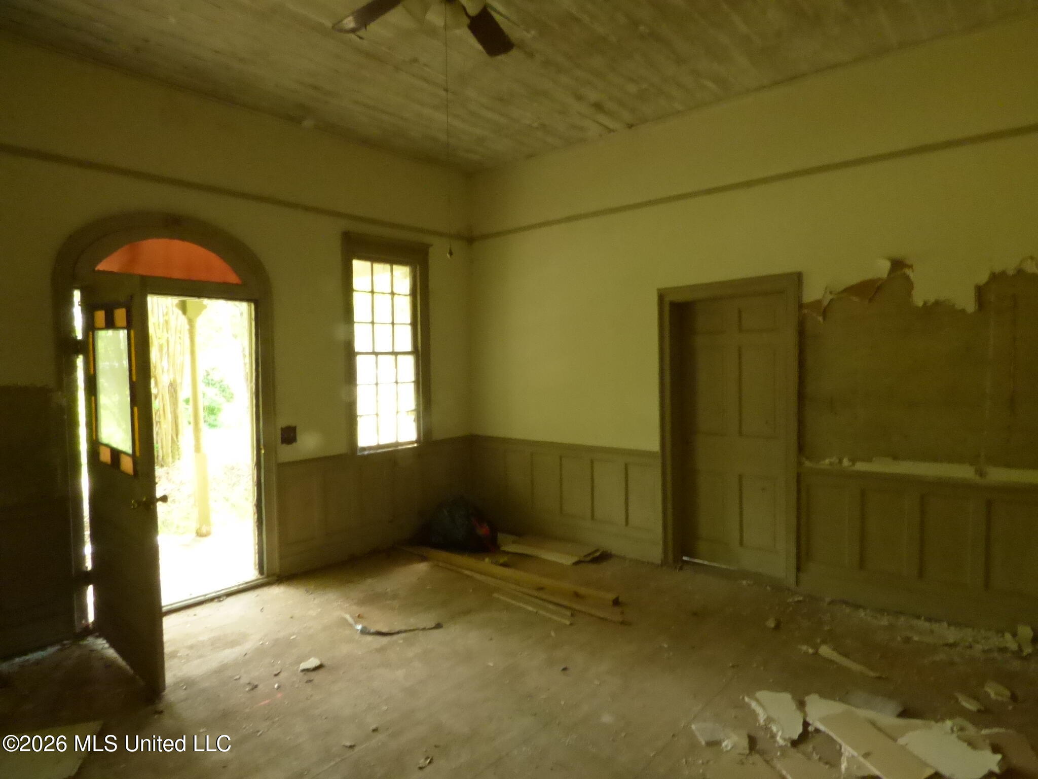 261 Holmes Street Liberty, MS 39645 - Photo 11 of 13 P1350453