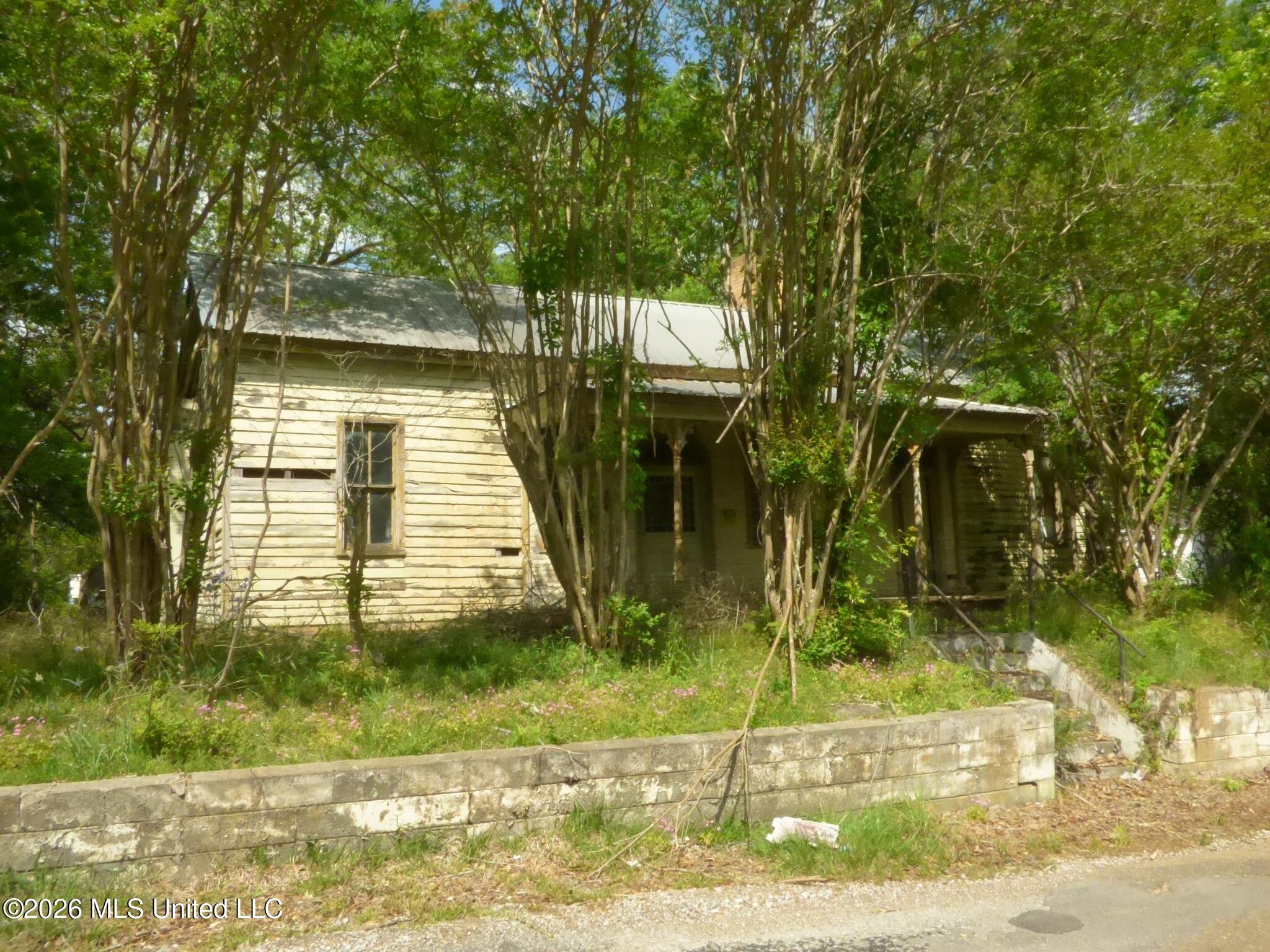 261 Holmes Street Liberty, MS 39645 - Photo 5 of 13 P1350446