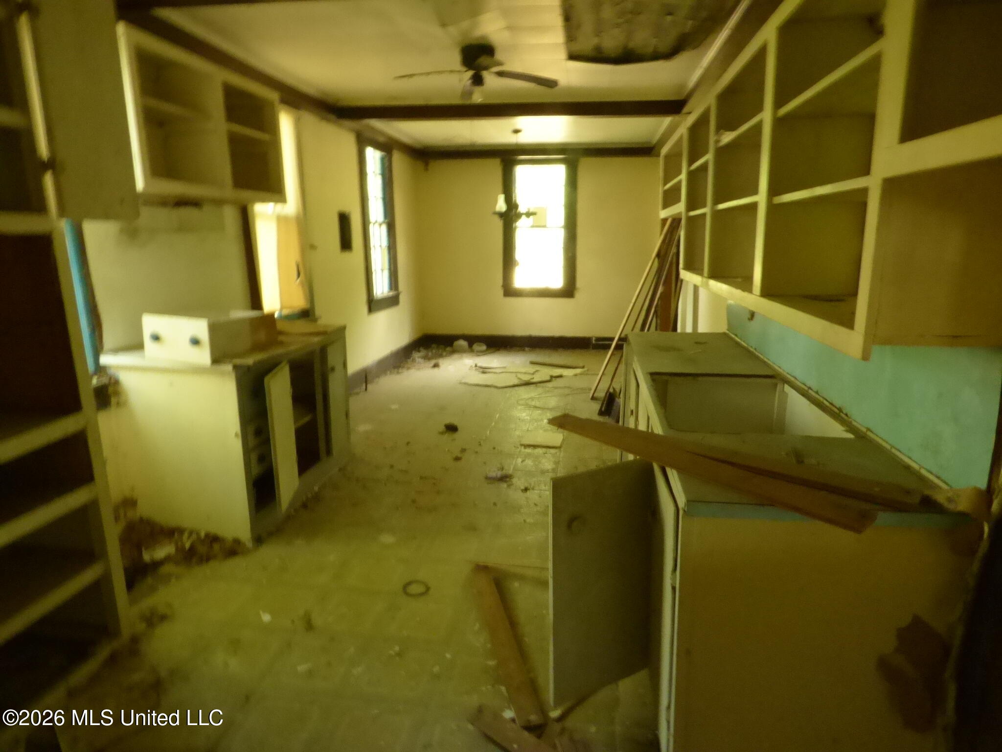 261 Holmes Street Liberty, MS 39645 - Photo 8 of 13 P1350450