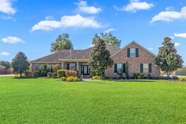 $520,000 | 1723 North Woodland Forest Drive, Lake Charles, LA 70611