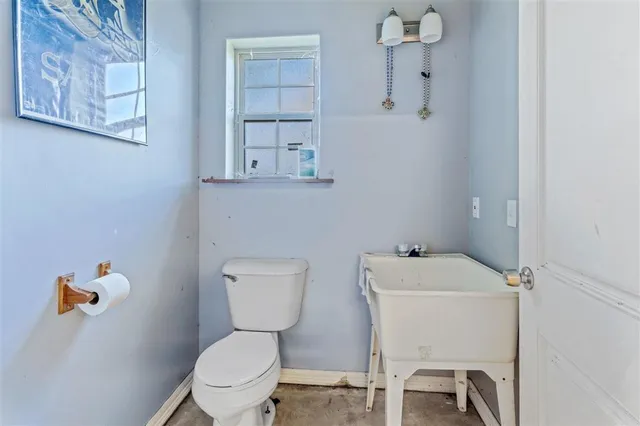 $520,000 | 1723 North Woodland Forest Drive, Lake Charles, LA 70611