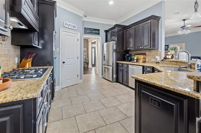 $520,000 | 1723 North Woodland Forest Drive, Lake Charles, LA 70611