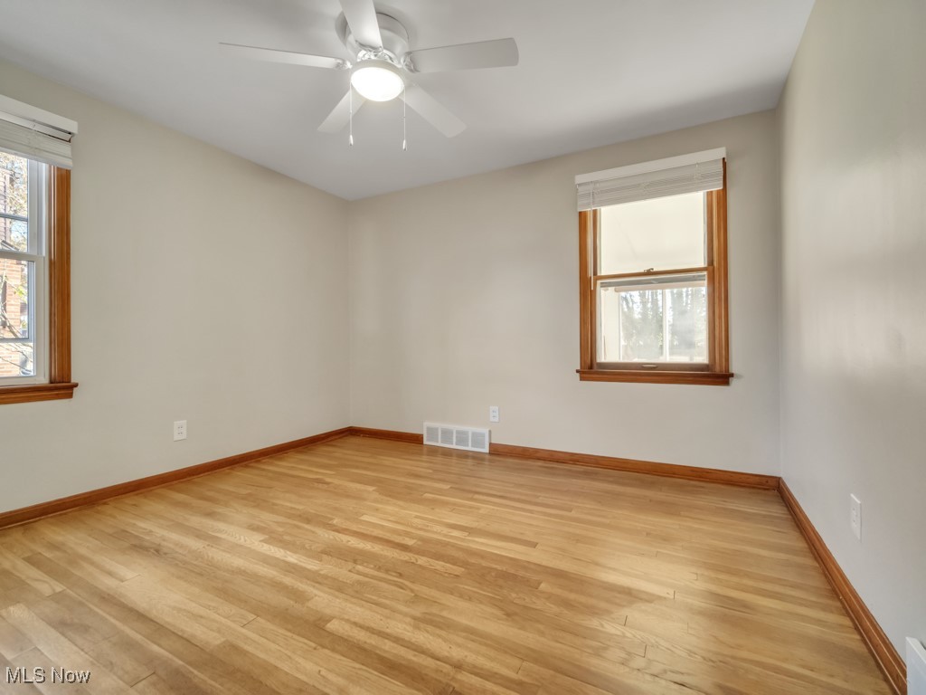 5495 Burns Road North Olmsted, OH 44070 - Photo 21 of 49