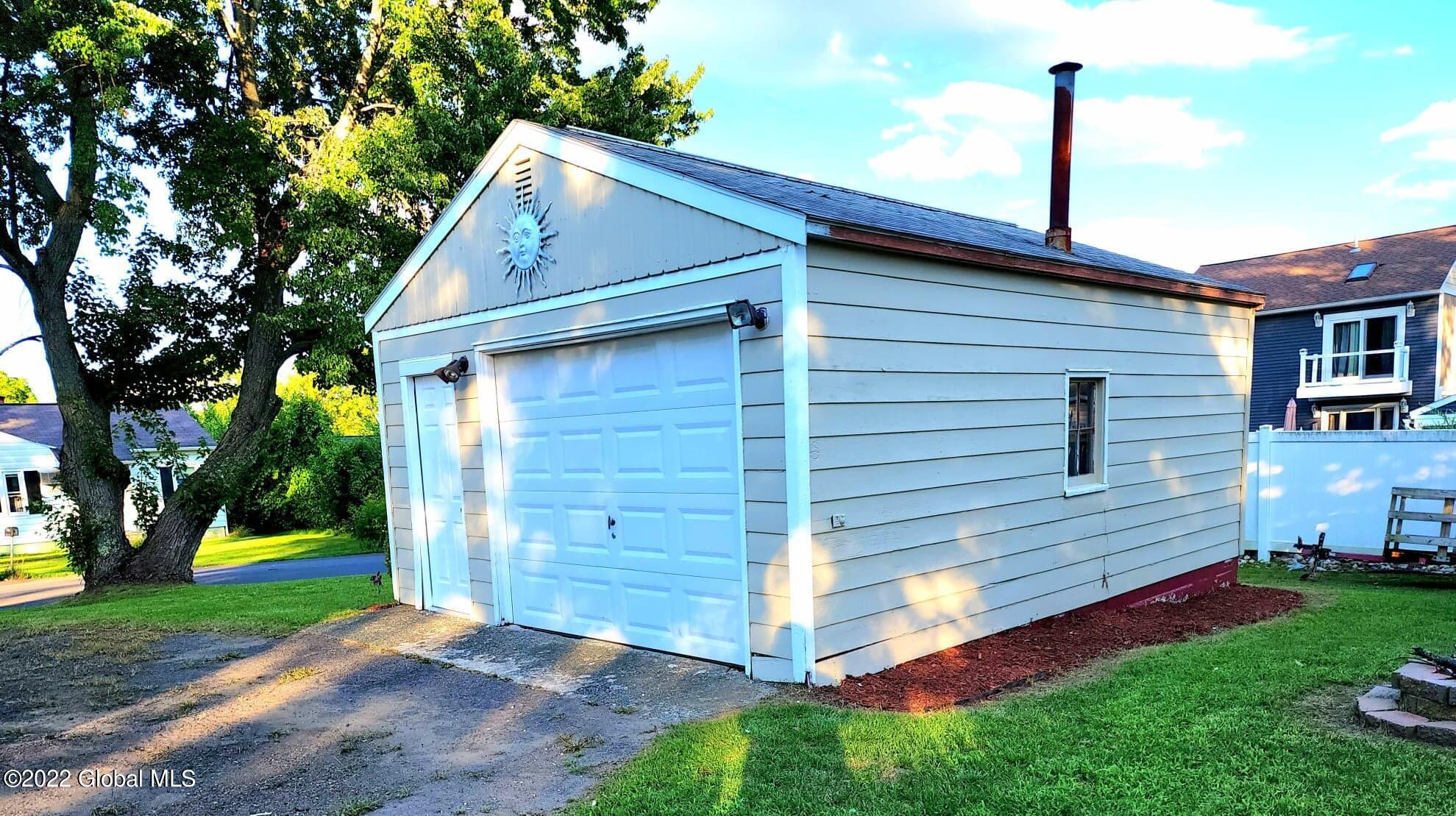 11 Lansing Road North Colonie, NY 12304 - Photo 22 of 24 299154491_3271382159743585_2913091690435