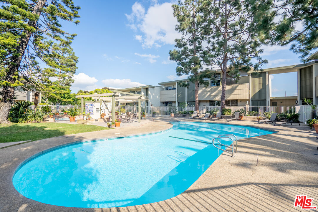 13214 Fiji Way, Unit T Marina del Rey, CA 90292 - Photo 31 of 31 a view of outdoor space yard deck and patio