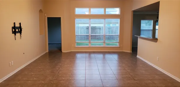 $2,100 | 9923 Yearling Place, Conroe, TX 77385
