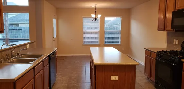 $2,100 | 9923 Yearling Place, Conroe, TX 77385