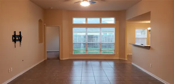$2,100 | 9923 Yearling Place, Conroe, TX 77385