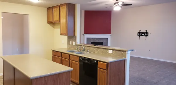 $2,100 | 9923 Yearling Place, Conroe, TX 77385