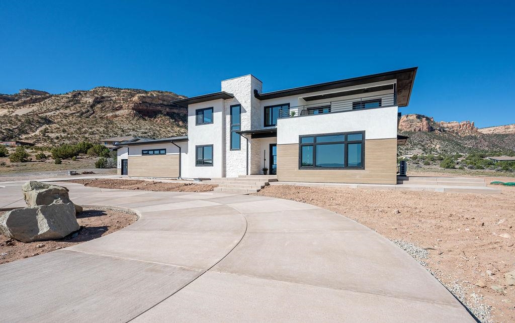 2216 Rimrock Road Grand Junction, CO 81507 - Photo 4 of 42