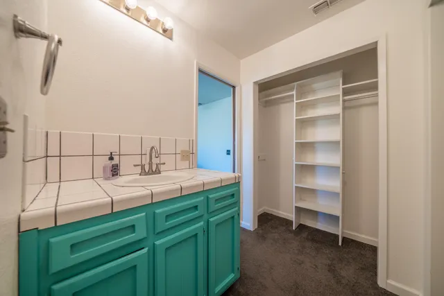 $629,500 | 8688 Camino Del Arroyo, Palo Cedro, CA 96073