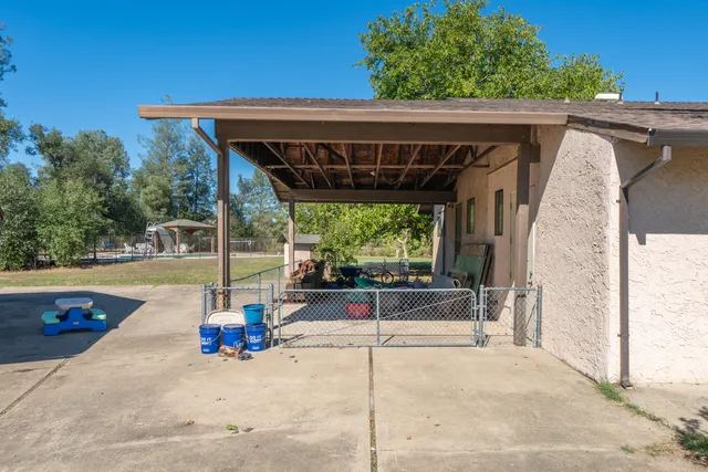 $629,500 | 8688 Camino Del Arroyo, Palo Cedro, CA 96073