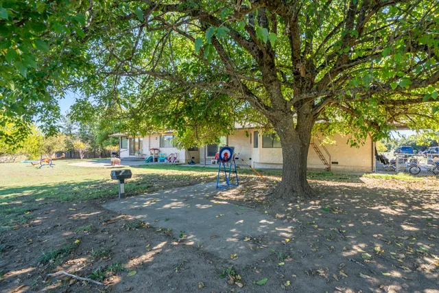 $629,500 | 8688 Camino Del Arroyo, Palo Cedro, CA 96073