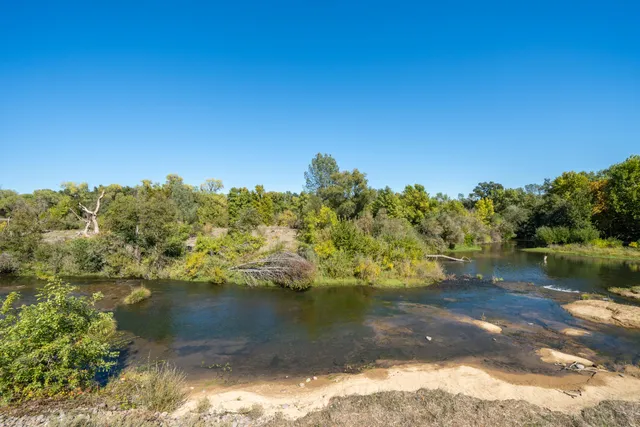 $629,500 | 8688 Camino Del Arroyo, Palo Cedro, CA 96073