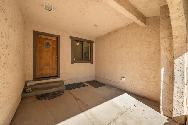 $629,500 | 8688 Camino Del Arroyo, Palo Cedro, CA 96073