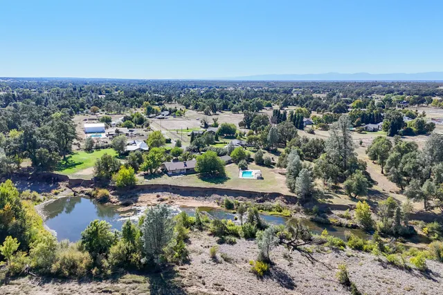 $629,500 | 8688 Camino Del Arroyo, Palo Cedro, CA 96073