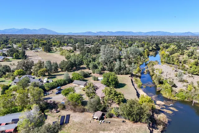 $629,500 | 8688 Camino Del Arroyo, Palo Cedro, CA 96073