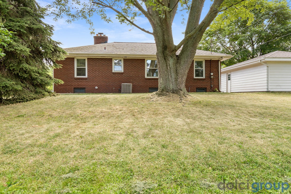 262 Country Club Road Holland, MI 49423 - Photo 16 of 17 IMG_1016