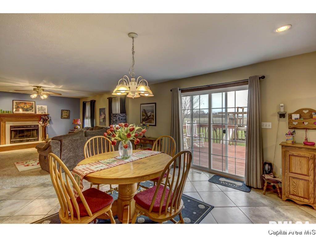 60 Rolling Meadows Lane Springfield, IL 62711 - Photo 8 of 34