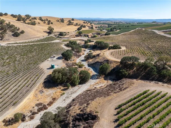 $3,150,000 | 5790 Hog Canyon Road, San Miguel, CA 93451