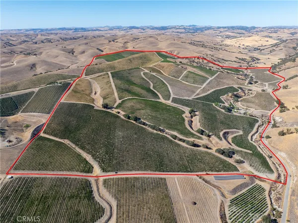 $3,150,000 | 5790 Hog Canyon Road, San Miguel, CA 93451