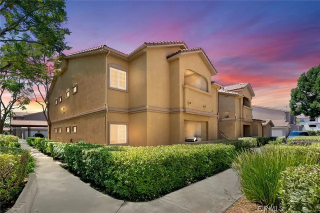 $385,000 | 41410 Juniper Street, Unit 2123, Murrieta, CA 92562