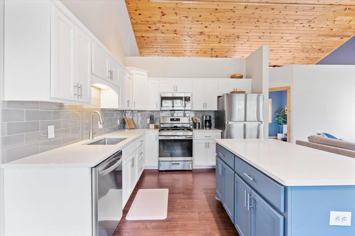 11423 Fawn Lake Road Breezy Point, MN 56472 - Photo 8 of 55