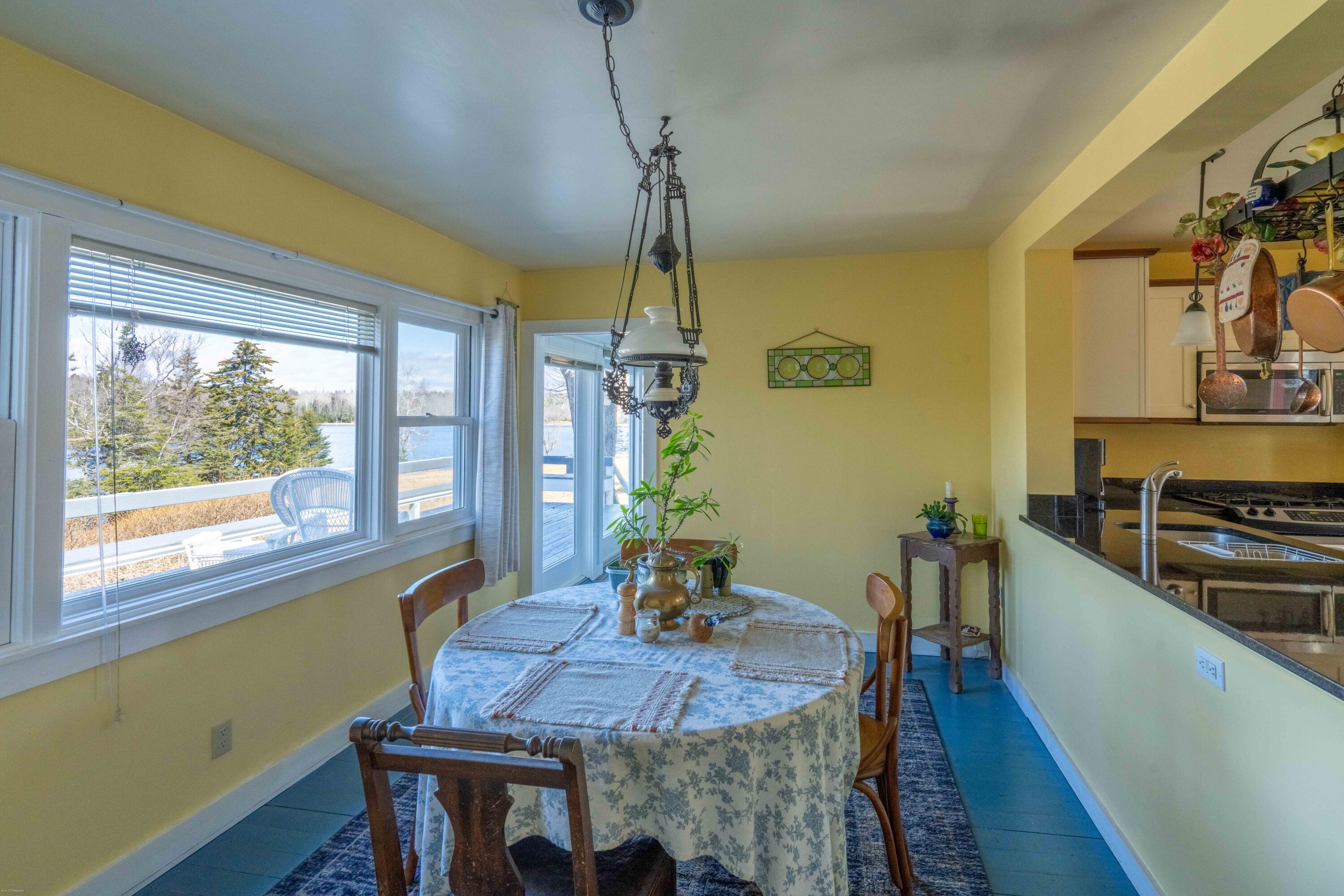 1052 Meadow Pond Road Islesboro, ME 04848 - Photo 12 of 37 Dining area