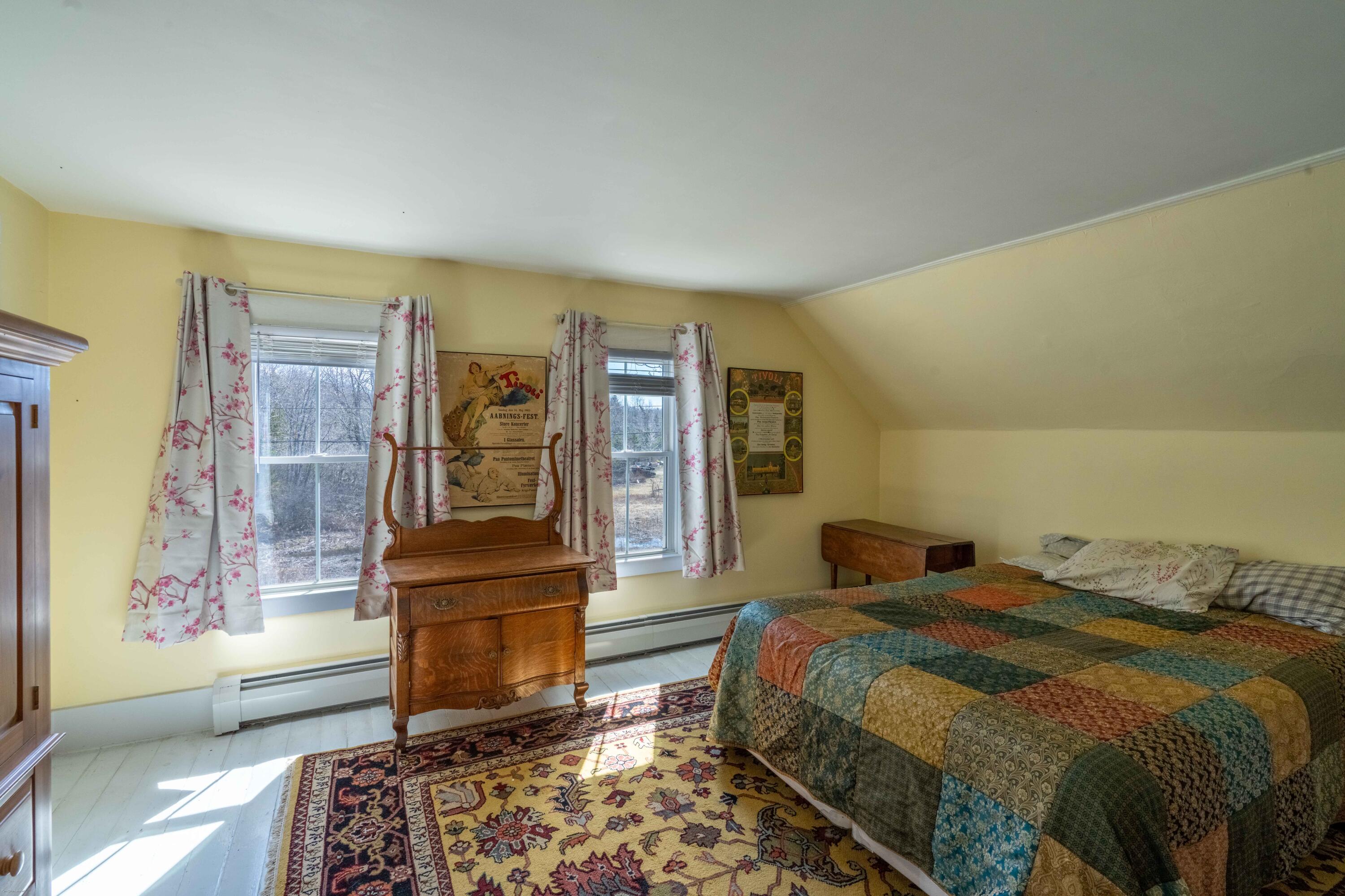1052 Meadow Pond Road Islesboro, ME 04848 - Photo 23 of 37 1052 meadow pond rd-interior-26