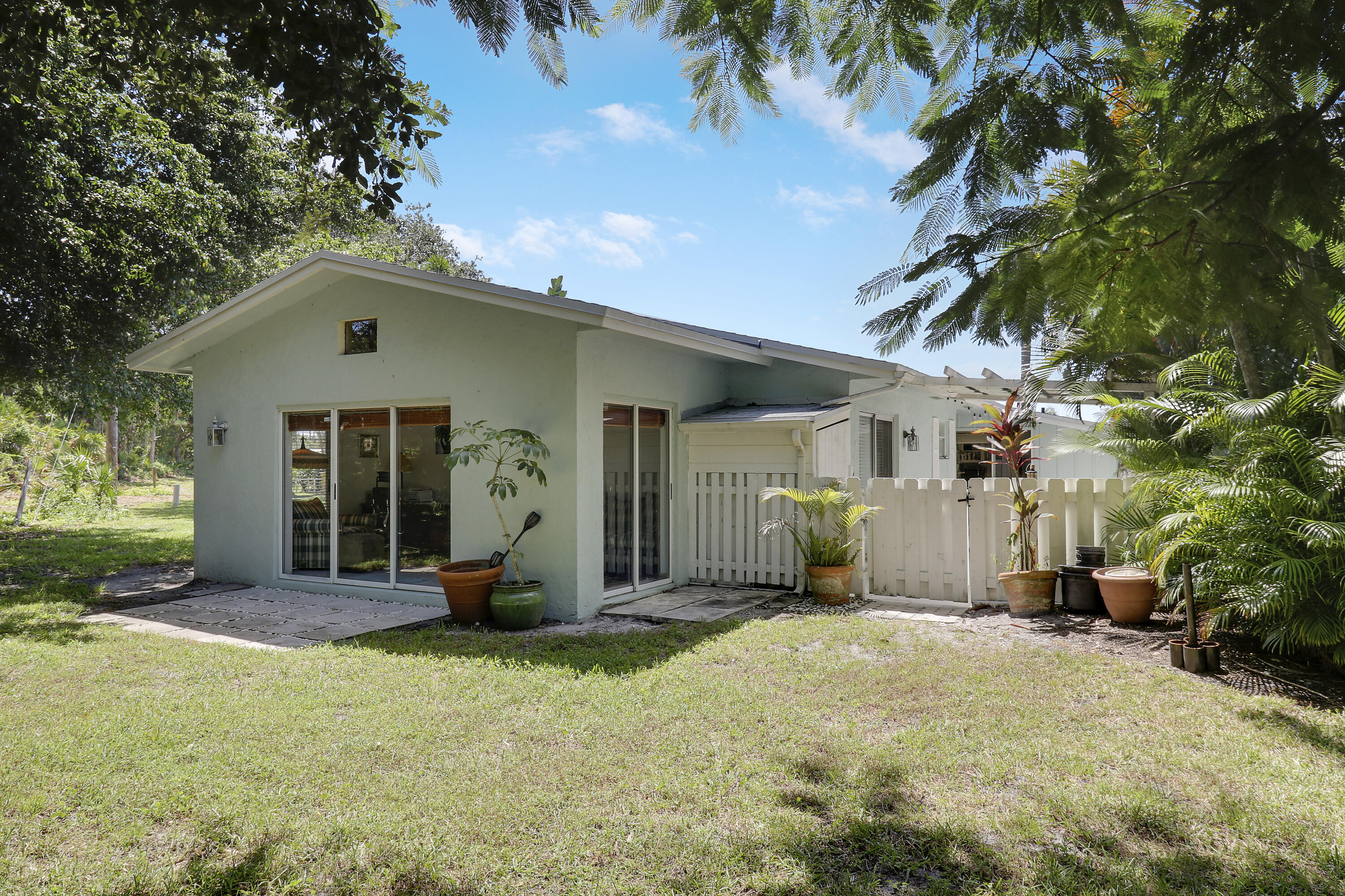 1329 Chippewa Street Jupiter, FL 33458 - Photo 34 of 36 House-36