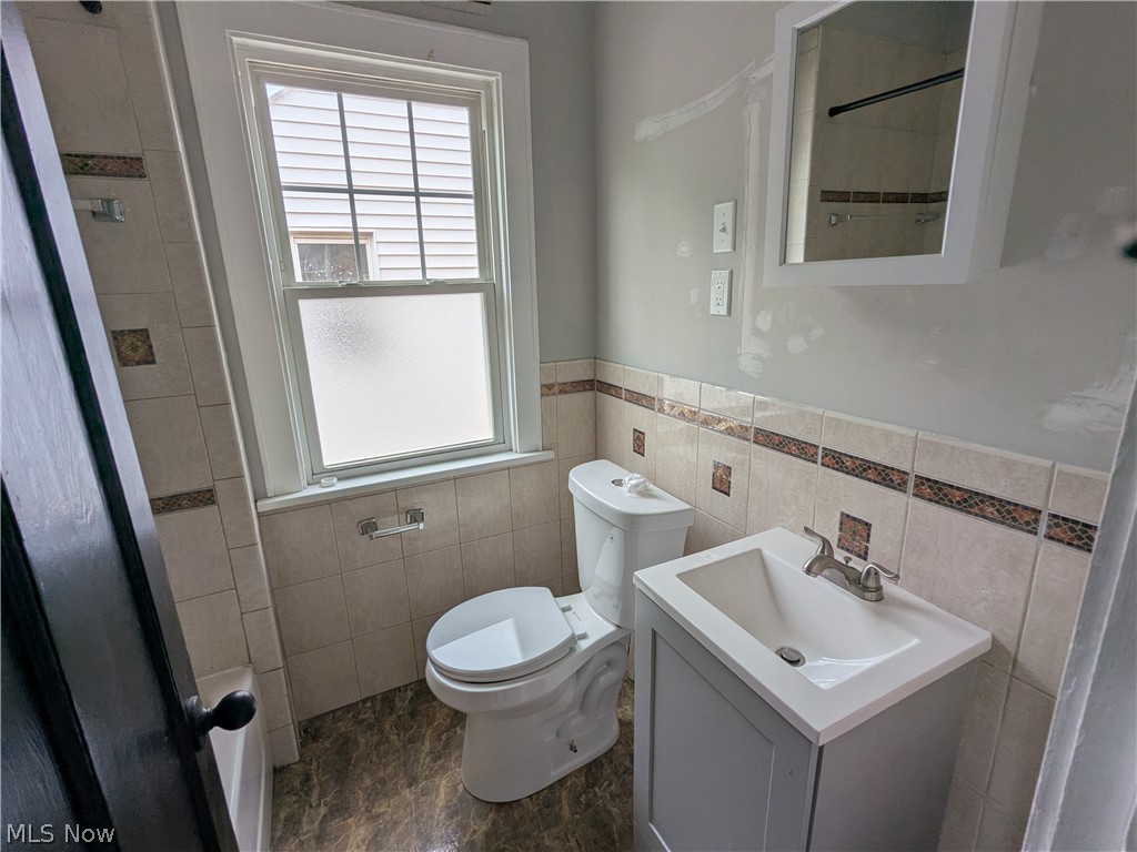 1151 Quilliams Road Cleveland Heights, OH 44121 - Photo 15 of 30