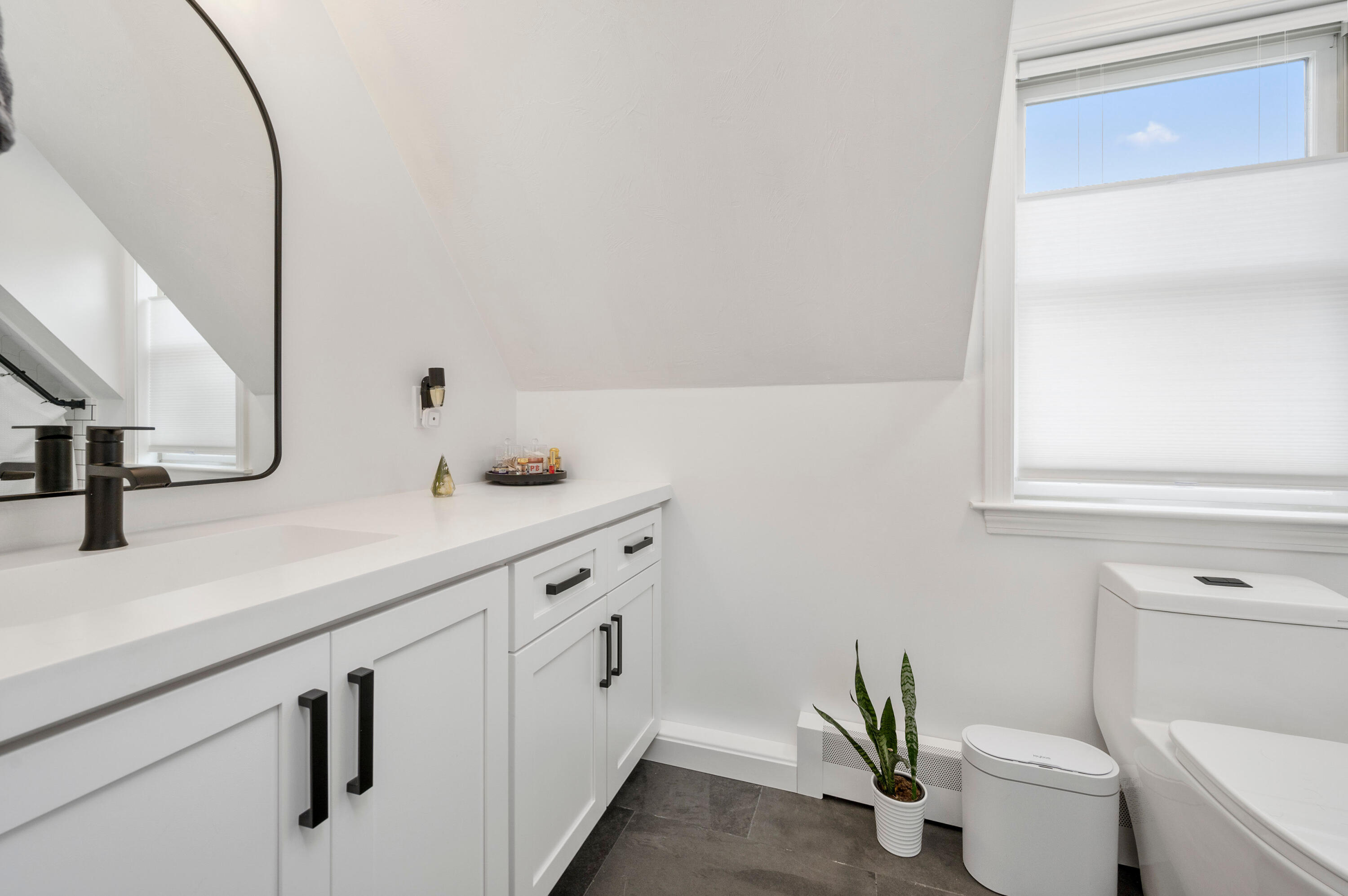 735 Oak Street West Barnstable, MA 02668 - Photo 19 of 35 2nd floor full bath